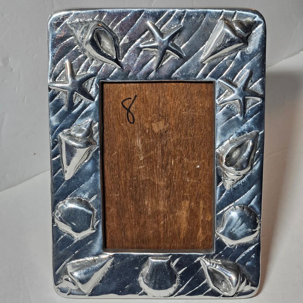 Vintage Sand Cast Aluminum Seashell Starfish 4x6 Photo Frame